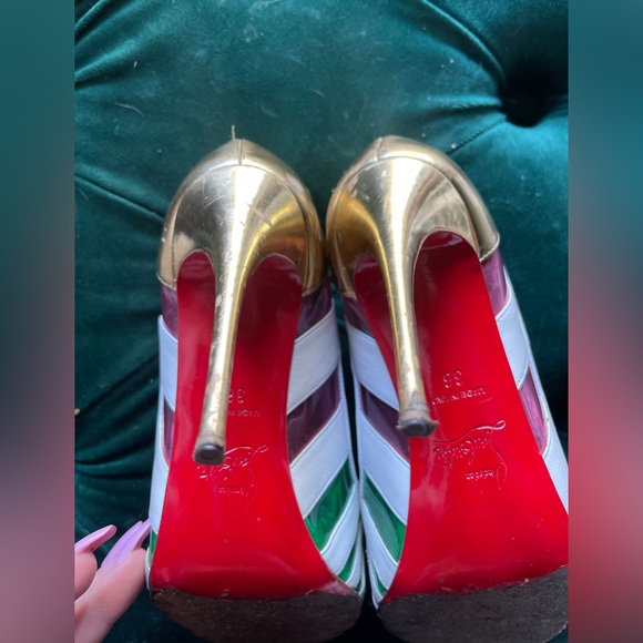 Christian Louboutin Pumps - Picture 2 of 6